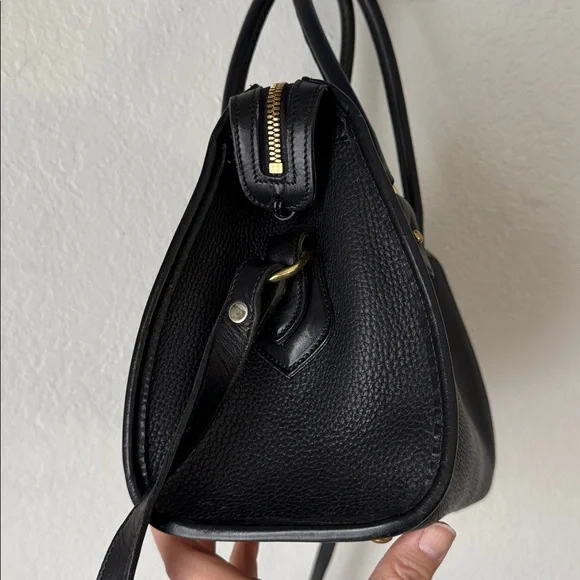 🔥Flash Sale!🔥 Dooney & Bourke Vintage Barrel Bag - Picture 6 of 10